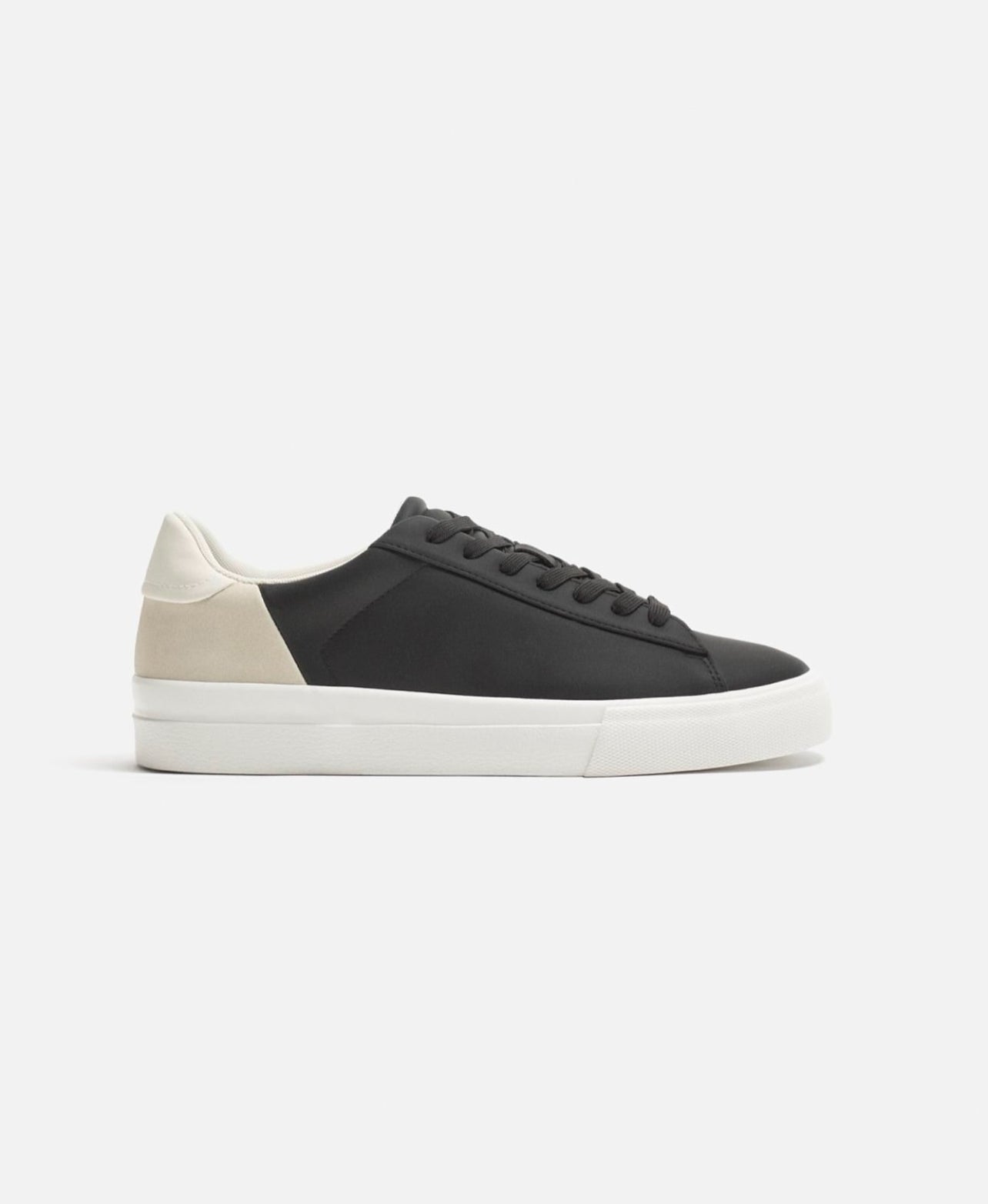 CONTRAST TRAINERS  ZARA